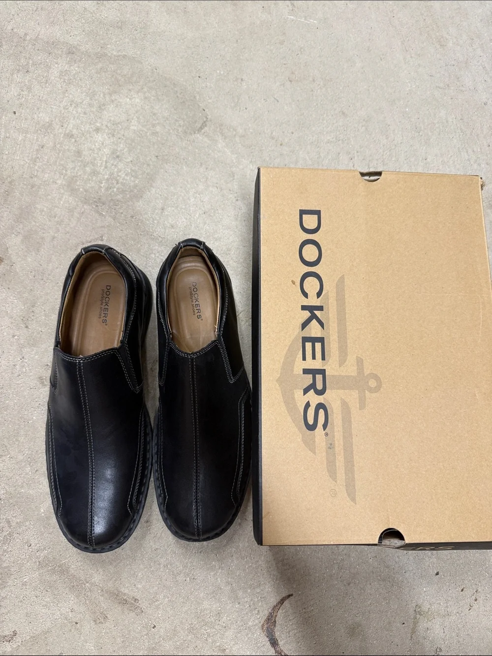 Dockers Black Leather Slip-On Loafers